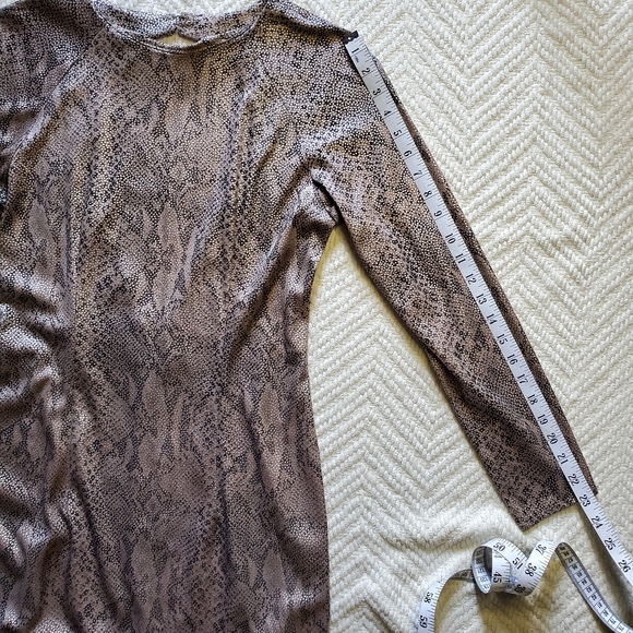 Vintage A.J. Bari snake print open back cocktail dress - Picture 13 of 16